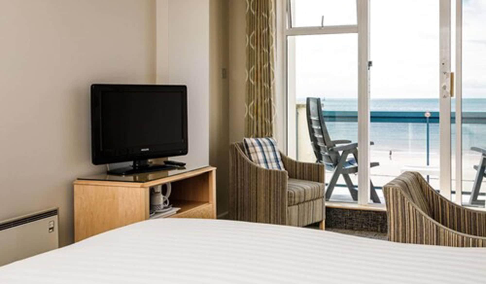 Golden Sands St Brelade Ngoại thất bức ảnh