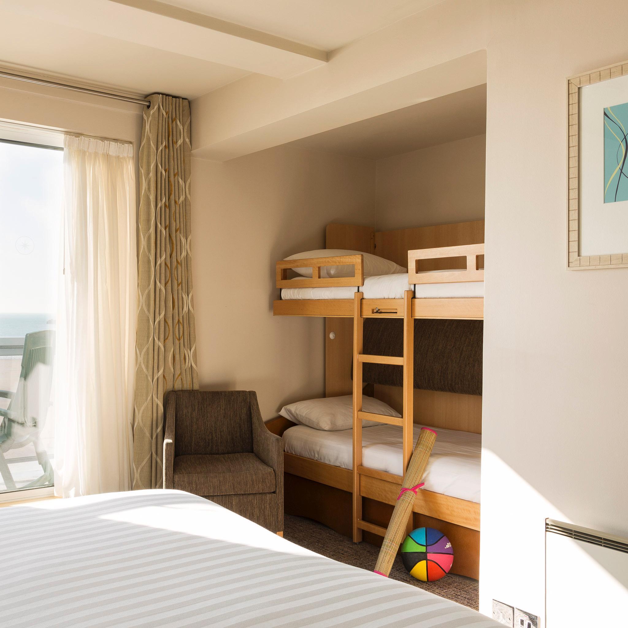 Golden Sands St Brelade Ngoại thất bức ảnh